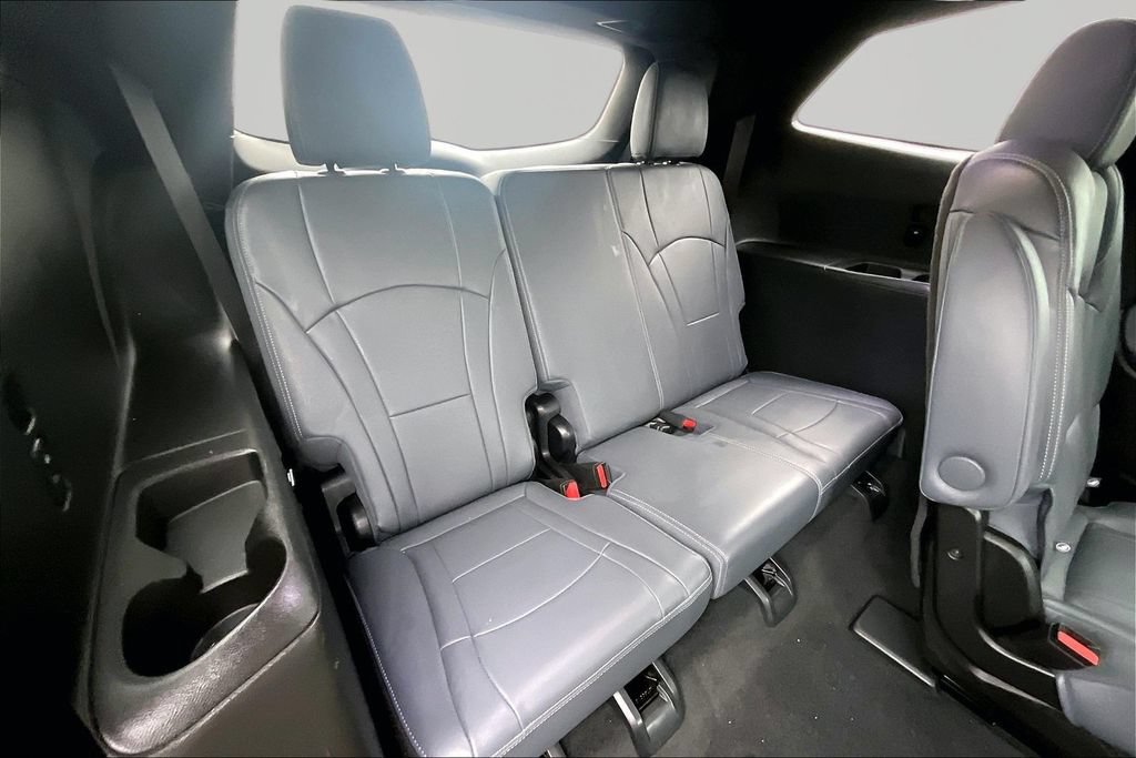Used 2023 Buick Enclave Essence FWD image 29