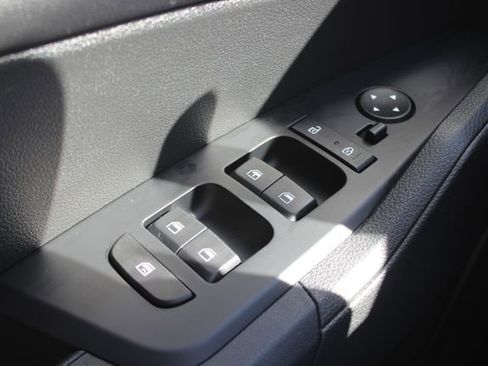 Used 2023 Kia Sportage LX AWD/4WD image 18