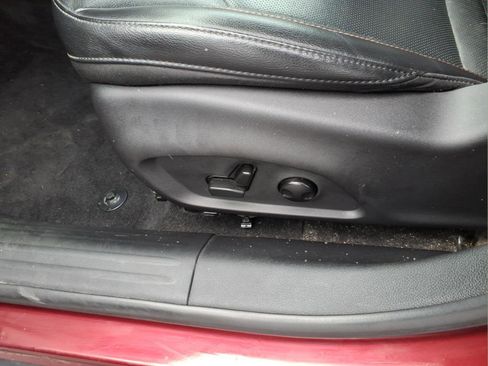 Used 2022 Jeep Compass Limited image 18