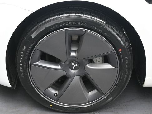 Used 2023 Tesla Model 3 Standard Range RWD image 36
