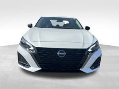 New 2025 Nissan Altima 2.5 SR w/ SR Premium Package image 5