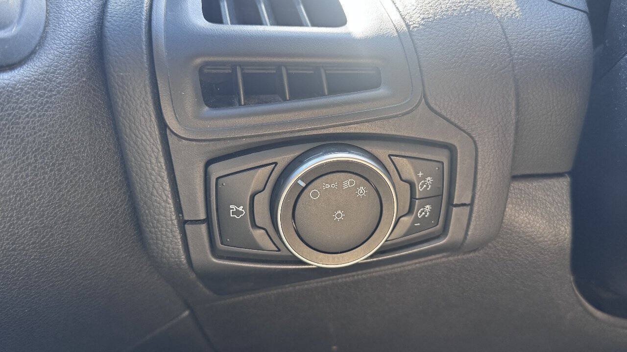 Used 2017 Ford Focus S FWD image 19