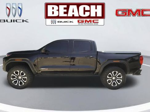 Used 2024 GMC Canyon AT4 w/ AT4 Premium Package AWD/4WD image 6