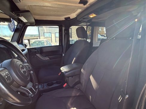 Used 2015 Jeep Wrangler Unlimited Sport w/ Quick Order Package 24S image 16