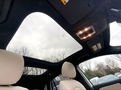 Used 2026 Mercedes-Benz GLA 250 4MATIC image 11