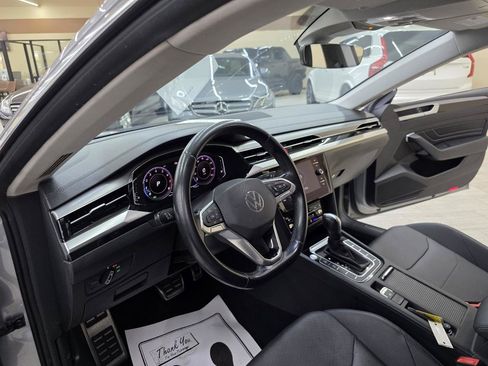 Used 2021 Volkswagen Arteon SE FWD image 19