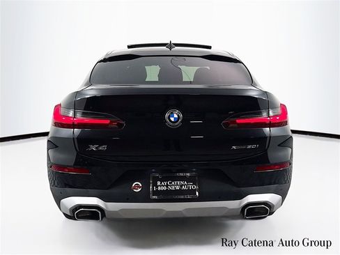 Used 2023 BMW X4 xDrive30i w/ Premium Package image 6