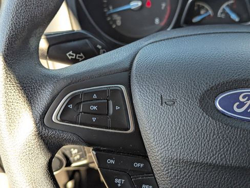 Used 2016 Ford Focus SE image 28