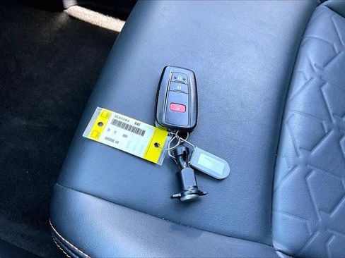 Used 2024 Toyota RAV4 Adventure AWD/4WD image 31