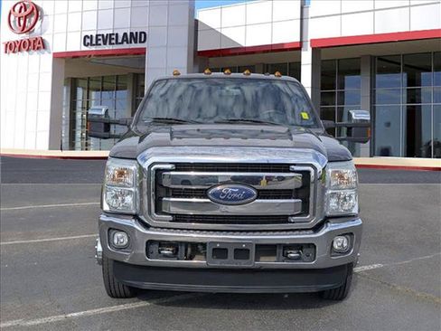 Used 2016 Ford F350 Lariat w/ Lariat Ultimate Package AWD/4WD image 3