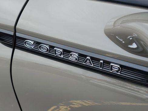 New 2026 Lincoln Corsair Premiere image 7