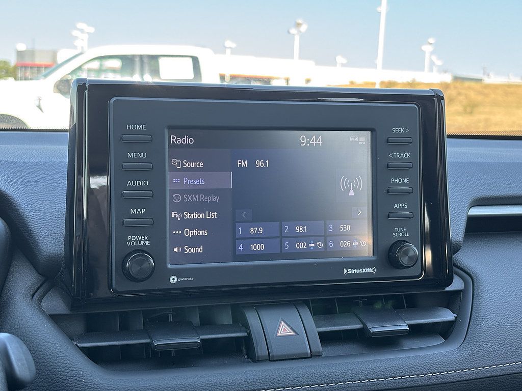 Used 2022 Toyota RAV4 XLE w/ Convenience Package AWD/4WD image 22