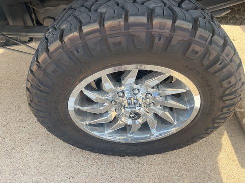 Used 2019 Ford F250 Lariat w/ Lariat Ultimate Package image 17