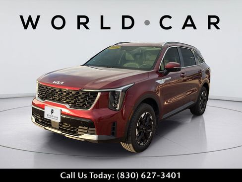 Certified 2025 Kia Sorento S AWD/4WD image 15