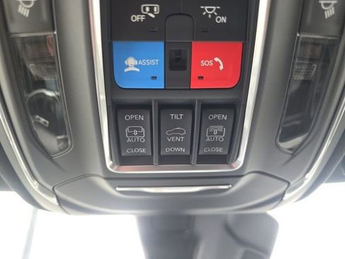 New 2026 Jeep Grand Cherokee Limited AWD/4WD image 26