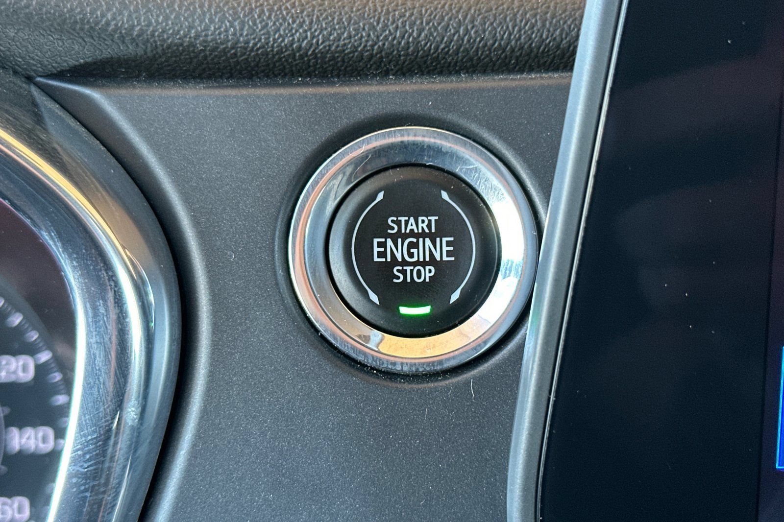 Certified 2024 Chevrolet Blazer LT FWD image 23