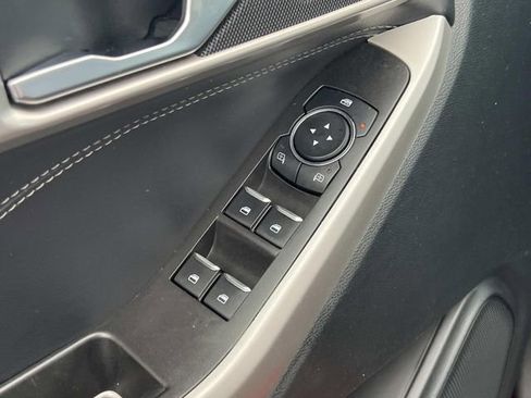 Certified 2024 Ford Explorer XLT w/ Equipment Group 202A image 19