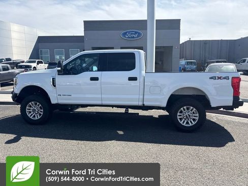 Used 2018 Ford F250 XLT AWD/4WD image 10
