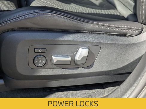 Used 2023 BMW X5 sDrive40i w/ Premium Package image 17