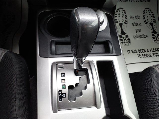 Used 2023 Toyota 4Runner SR5 AWD/4WD image 18