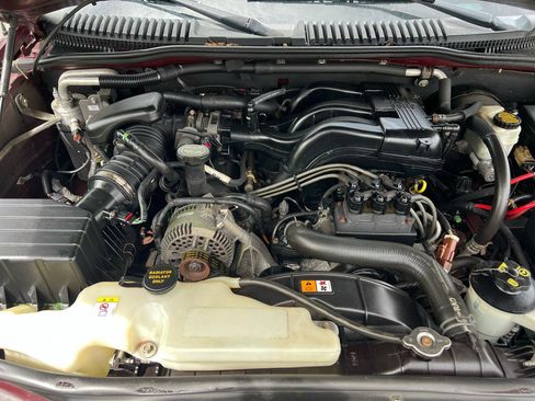 Used 2006 Ford Explorer Eddie Bauer AWD/4WD image 19