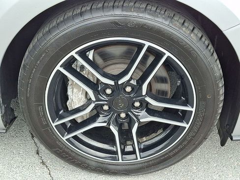 Used 2020 Ford Mustang GT RWD image 10