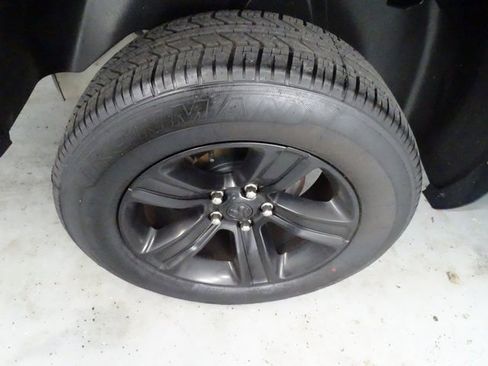 Used 2022 RAM 1500 Classic Warlock w/ Electronics Group image 24