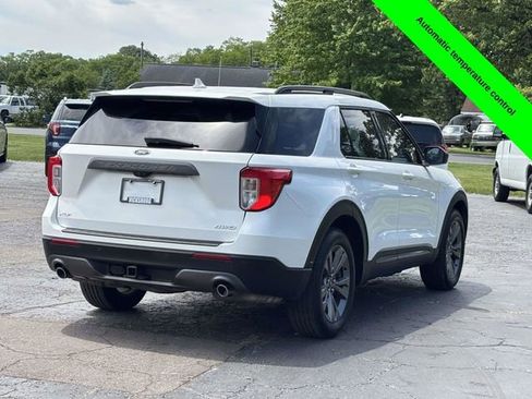 Used 2021 Ford Explorer XLT w/ Equipment Group 202A AWD/4WD image 34