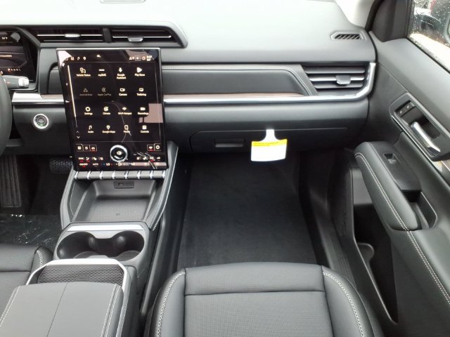 New 2027 GMC Terrain Denali w/ LPO, Floor Liner Package AWD/4WD image 19