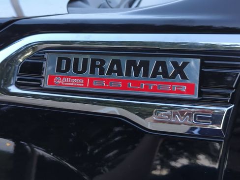 Used 2022 GMC Sierra 2500 Denali w/ Denali Ultimate Package AWD/4WD image 7