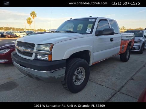 Used 2004 Chevrolet Silverado 2500 LS image 1