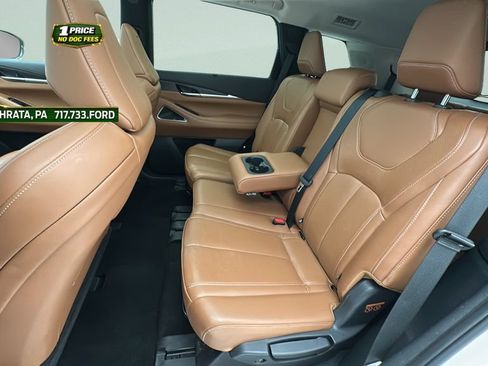 Used 2024 INFINITI QX60 Sensory AWD/4WD image 10
