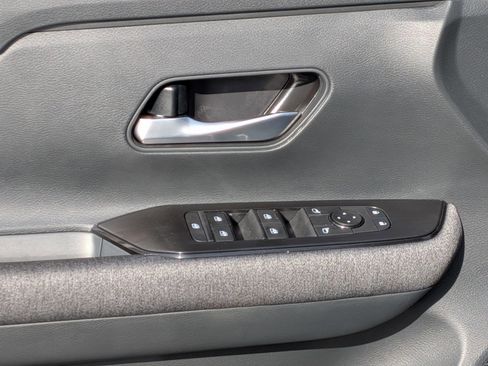 New 2026 Nissan Kicks SV w/ Charging Package FWD image 13