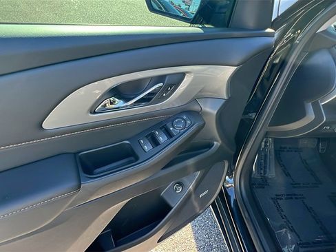 Used 2021 Chevrolet Traverse RS w/ LPO, Floor Liner Package image 12