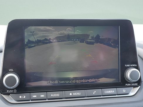 Used 2024 Nissan Rogue SV AWD/4WD image 36