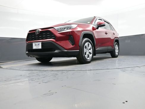 Certified 2020 Toyota RAV4 LE w/ All Weather Liner Package image 25