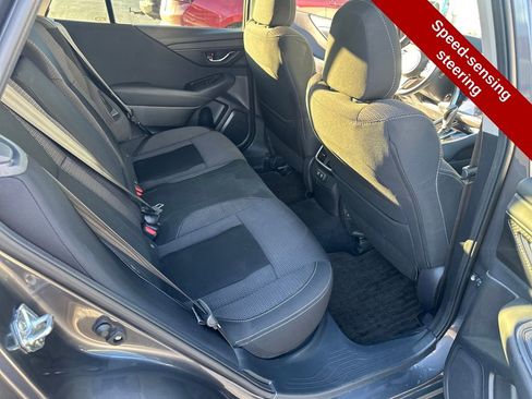 Used 2022 Subaru Outback Premium image 39