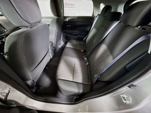 Used 2025 Mitsubishi Outlander Sport LE image 25