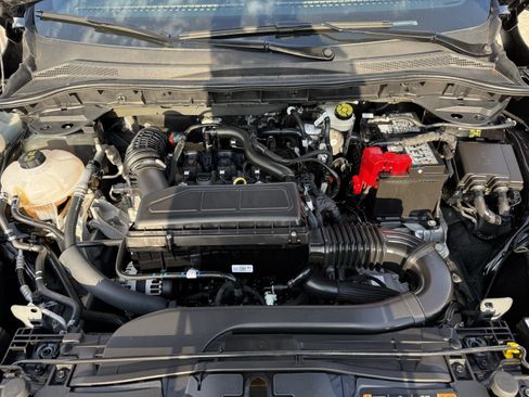 Used 2025 Ford Escape ST-Line image 33