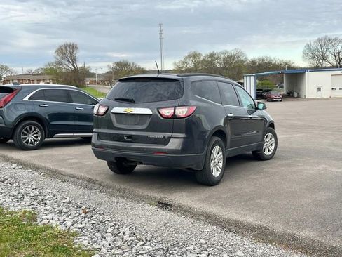 Used 2014 Chevrolet Traverse LT image 3