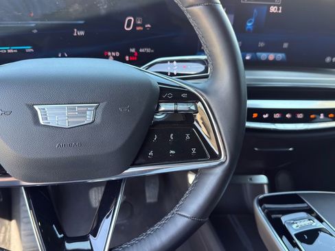 Used 2024 Cadillac Lyriq Sport image 22