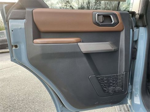 Used 2023 Ford Bronco Outer Banks image 16