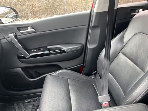 Used 2017 Kia Sportage SX image 40