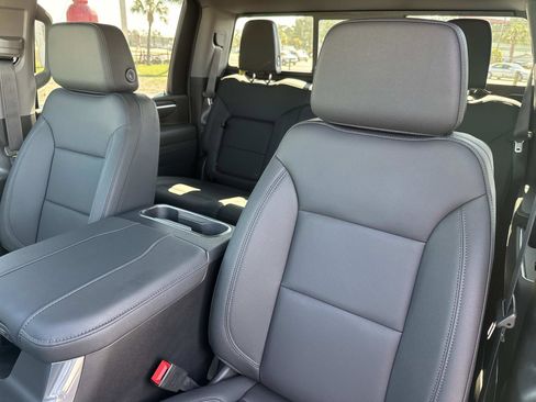 New 2026 GMC Sierra 2500 SLT w/ SLT Premium Package AWD/4WD image 26