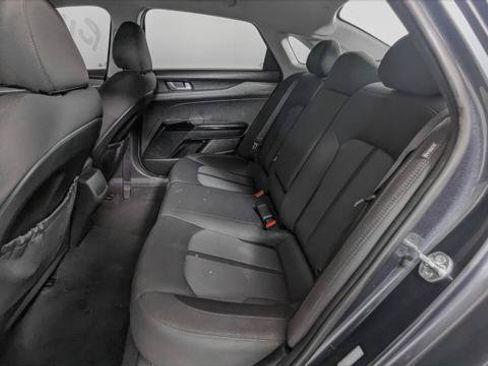 Used 2022 Kia K5 LXS FWD image 17
