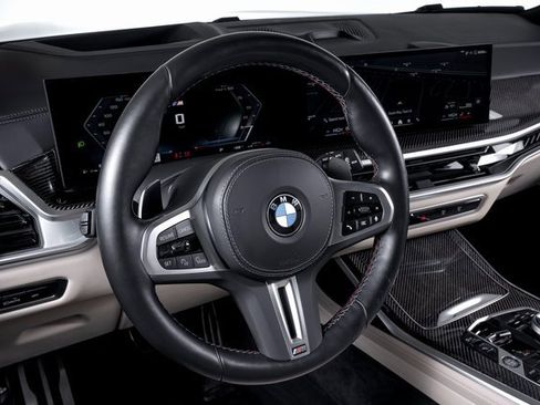 Used 2024 BMW X7 M60i w/ Executive Package image 39
