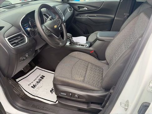Used 2022 Chevrolet Equinox LT image 11