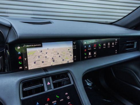 Certified 2023 Porsche Taycan image 17