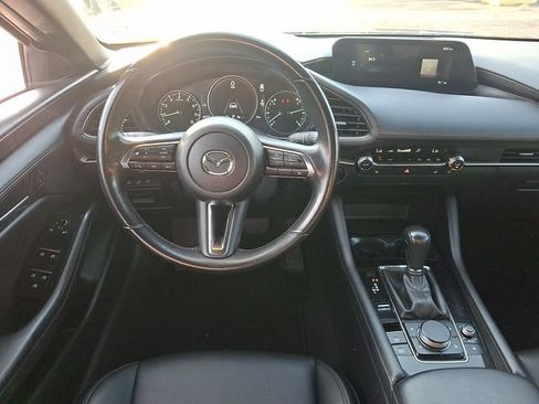 Used 2024 MAZDA MAZDA3 s FWD image 11