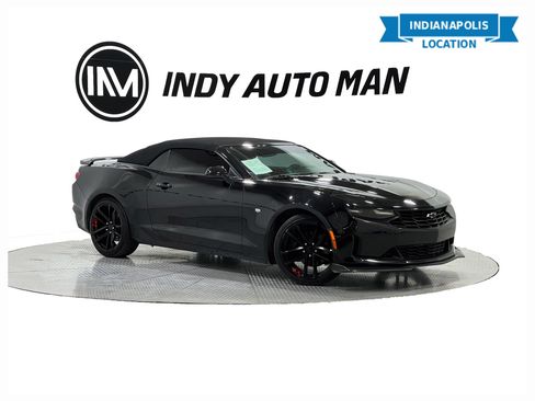 Used 2019 Chevrolet Camaro LT RWD image 1